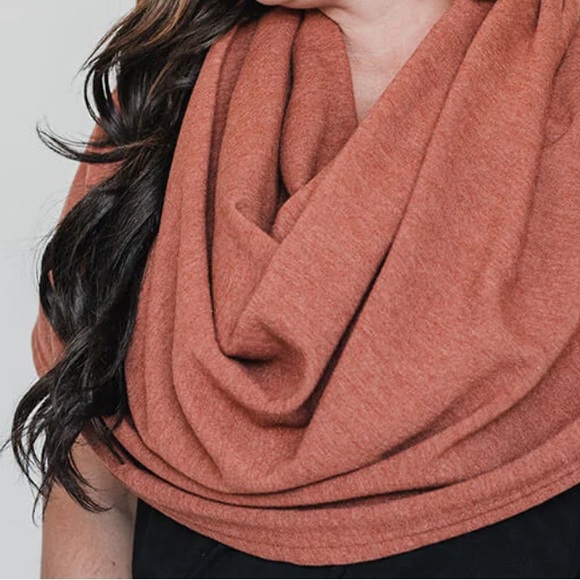 Campfire poncho in red cardinal - Picture 2 of 2